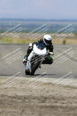 media/Jun-14-2025-Lets Ride (Sat) [[c36d48699a]]/B Group/1120am (Grapevine)/